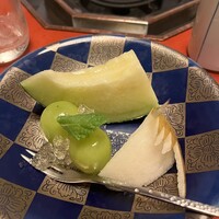 三嶋亭 本店 - メロン・シャインマスカット・梨