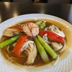 御菓子所 高木 - たっぷりきのこと貝柱のお出汁パスタ