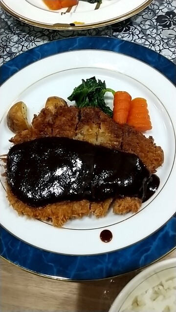 洋食屋Fuji（フジ）洞爺湖町 &ndash; 洞爺湖温泉の洋食レストラン