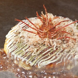 【名物】使用する食材全てにこだわがある特選お好み焼！