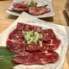 ここ肉 - ここロース。タレがさらっと甘くて、うまい！