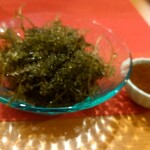 沖縄料理ズミ - 海ぶどう、茎付きに変わってますが本当に美味い