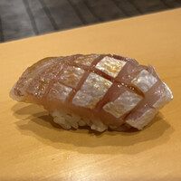 鮨駒 - 小鯛の酢締め