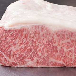 “お好み焼だけじゃない”鉄板焼、一品料理も充実しています。