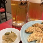 俵屋飯店 - 生ビール大　ザーサイ付