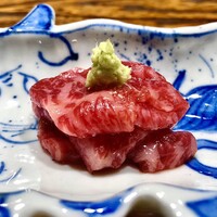肉割烹 上 - 
