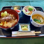 平尾カントリークラブ - ミニステーキ丼セット