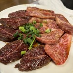 炭火焼肉ホルモン まる味 - 