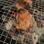 炭火焼肉ホルモン まる味 - 