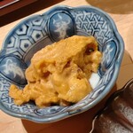 すが弥 - 大分の塩水赤ウニ。養殖です