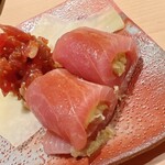 すが弥 - 羅臼の鰤の中には大根おろしと本山葵が隠れて、鰤大根のような味わい