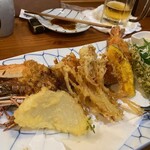 お食事処 梁山泊 たらふく - 