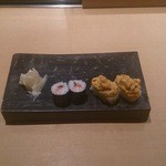 寿司 はせ川 - ウニの握りと梅しそ巻き