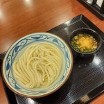 丸亀製麺 - (参考)釜揚げ大500円(2024年10月19日/蕨東口店)