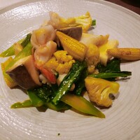 魚China YO - （※写真6）（メイン）魚介と中国野菜のエビ醤炒め（2人分）