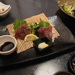 完全個室 日本酒 もつ鍋 海鮮と産地鶏の炭火焼き うお鶏 静岡店 - 