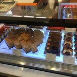 フレデリック カッセル - ショーケース