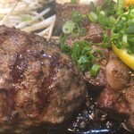 炭火焼ハンバーガー＆ステーキ チェリーズ - ハンバーグ200gとチャックリブ200gのコンボ
      2900円