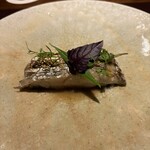 268108580 - 薪焼きの太刀魚、シェリーワインビネガーソース、セルバチコ、バジル