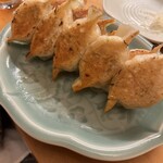 手作り餃子の店 吉春 - 