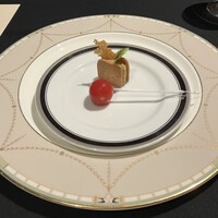 IWBろまね - ポークリエットのサンド　　ミニトマトのマリネ