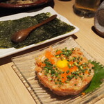 青ヶ島屋 - 海苔で巻いて