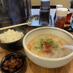 老虎苑 - 汁（大）には唐辛子もいつもより多め️