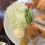 呑みめしや いっぷく - マヨネーズはキャベツに使用かな？