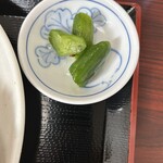 呑みめしや いっぷく - きゅうりの漬物　塩梅が丁度いい