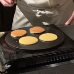 日本焼肉はせ川 別亭 - 出来立てのどら焼き！