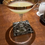 東山 吉寿 - シャインマスカットと梨のカクテル