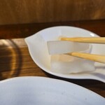 キッチン ブルー グローブ - 四角いカブのお新香