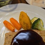 キッチン ブルー グローブ - 備え付け野菜のアップ