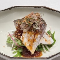 鮨 つむぎ - イサキお刺身