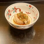 よし町 - 山野水産霞ヶ浦産鯉(こい)香味ソース　前回から引き続き、こいの扱いが非常に上手な印象