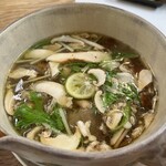 きのこ料理 創士庵 - 野菜たっぷりキノコ鍋　　お出汁が最高♡