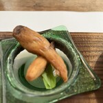 きのこ料理 創士庵 - ササクレヒトヨダケ＆ホタテ　一晩で溶けて無くなるという代物！お肌に良いと言われているそう。