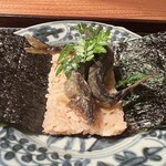 京天神 野口 - 【 子持ち鮎のお寿司　海苔巻き 】
