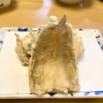 天ぷら よこい - ●二皿目
      ・鰆
      ・鱧
      ・鱚