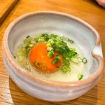 熊本牧場直営 石黒商店 - 雑炊の卵　黄身の厚みが半端ない！