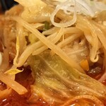 蒙古タンメン中本 - ちょいクタの野菜