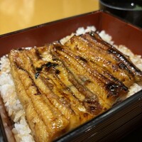 八べえ - うな重 蒸焼き