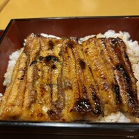 八べえ - うな重 蒸焼き