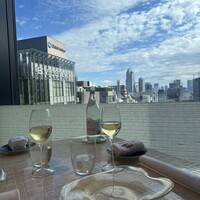 ベージュ アラン・デュカス 東京 - 