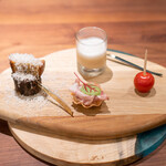 T.N - トマト飴 早秋柿 ケークサレ 燻製ハム