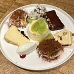 Trattoria DUE - ドルチェ盛り合わせ