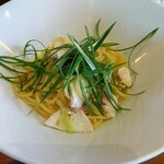 goodspoon 武蔵小杉店 - 本日の鮮魚と九条ネギのペペロンチーノ　※本日はカンパチ