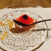 大阪 京橋 鮨 黒潮海閤 - いくらごはん（キャビアのせ）