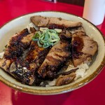 らあ麺と餃子のお店 たか和 - セットのミニチャーシュー丼
