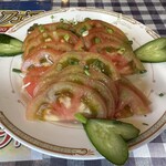 インド料理ルンビニ - トマトサラダ